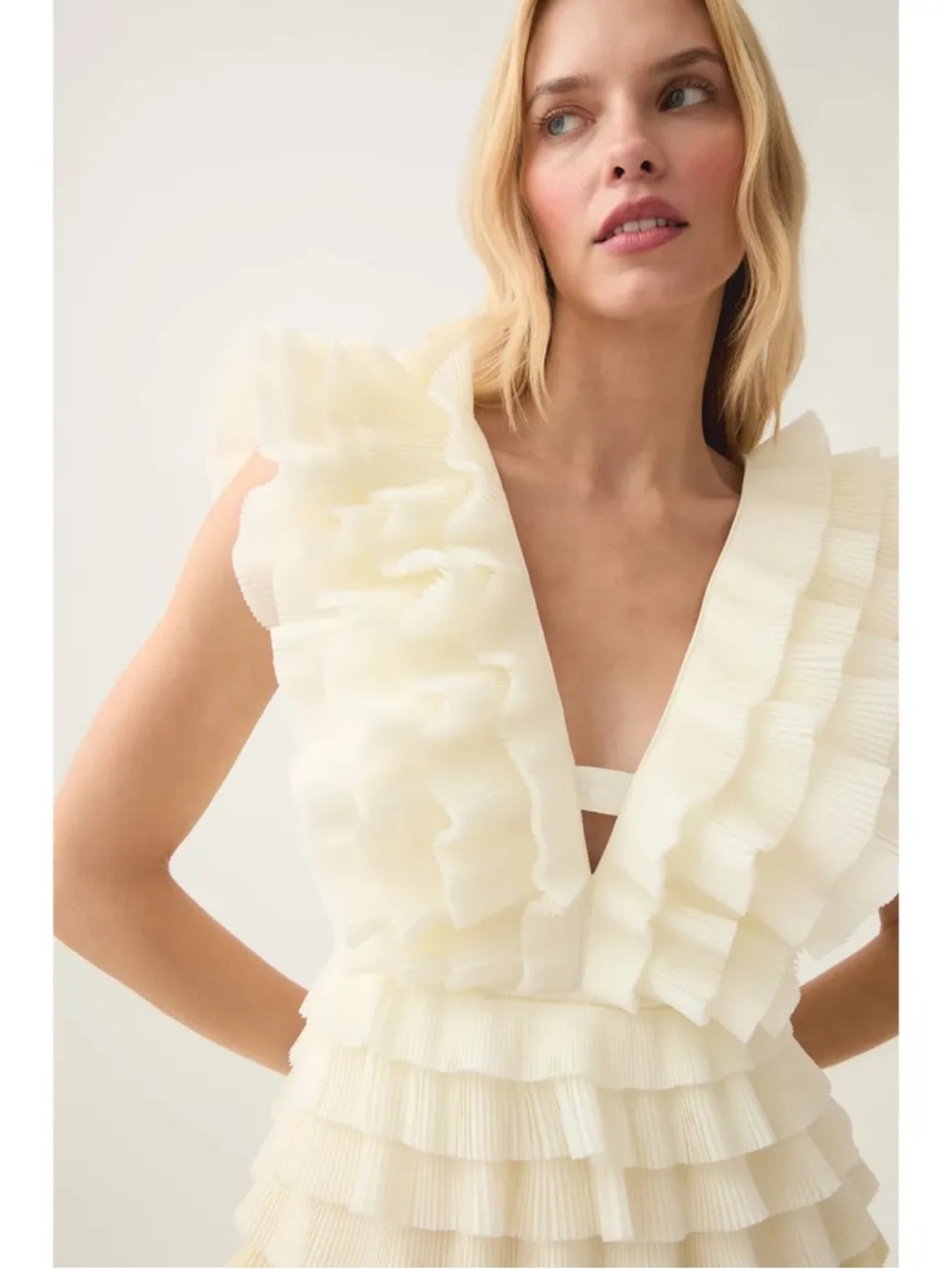 AJE REFLECTION OMBRE GOWN IN IVORY/ACACIA YELLOW, US6, AU10 - Picture 10 of 15